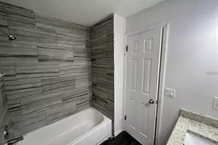 1089 Woodman Way, Orlando, FL 32818 - Photo 8