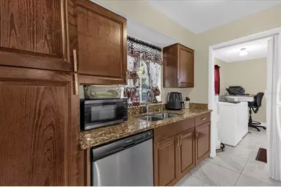 1099 NE Leeway, Orlando, FL 32810 - Photo 10