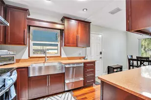 1614 Curry Ford Rd, Orlando, FL 32806 - Photo 12