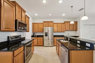 8920 Dove Valley Way, Davenport, FL 33896 - Photo 4