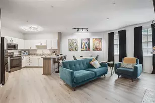911 N Orange Ave, Orlando, FL 32801 - Photo 2