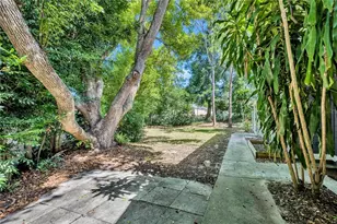 119 Winterglen Dr, Sanford, FL 32771 - Photo 2