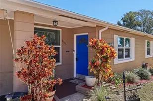 1111 N Palmetto Cir, Eustis, FL 32726 - Photo 4