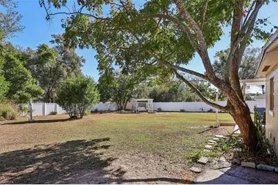 1111 N Palmetto Circle, Eustis, FL 32726 - Photo 22