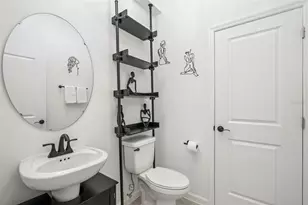 887 Asterfield Ln, Deland, FL 32720 - Photo 16