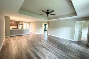 1215 S Center St, Eustis, FL 32726 - Photo 2