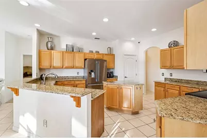 332 Burford Circle, Davenport, FL 33896 - Photo 4