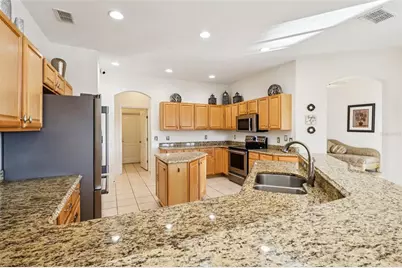 332 Burford Circle, Davenport, FL 33896 - Photo 16