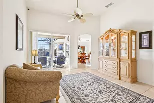 332 Burford Cir, Davenport, FL 33896 - Photo 8