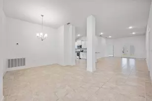 1130 Berry Ln, Davenport, FL 33837 - Photo 4