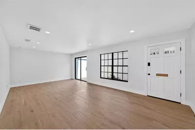 908 Hillary Court #15, Orlando, FL 32804 - Photo 4