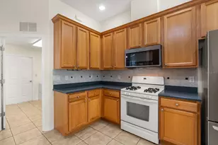 5008 Adriatic Ave, Tavares, FL 32778 - Photo 8