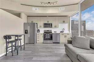 155 S Court Ave, Orlando, FL 32801 - Photo 2