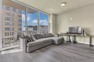 155 S Court Ave, Orlando, FL 32801 - Photo 2