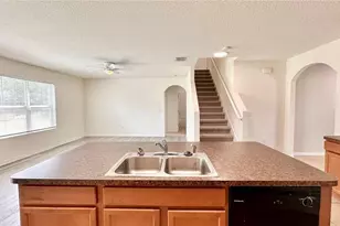 16745 Citrus Pkwy, Clermont, FL 34714 - Photo 4