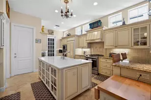1444 Harbor Dr, Sarasota, FL 34239 - Photo 22