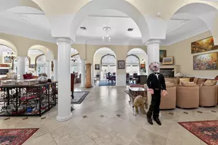 1444 Harbor Dr, Sarasota, FL 34239 - Photo 10