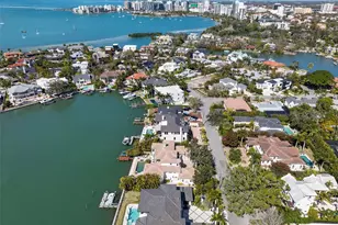 1444 Harbor Dr, Sarasota, FL 34239 - Photo 48