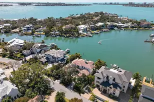1444 Harbor Dr, Sarasota, FL 34239 - Photo 58
