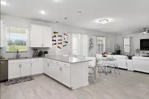 681 Pebble Beach Dr, Champions Gate, FL 33896 - Photo 6