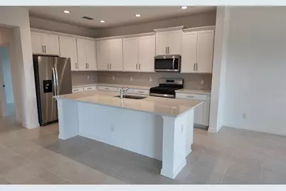 6888 Spanish Imperial Street, Howey in the Hills, FL 34737 - Photo 4