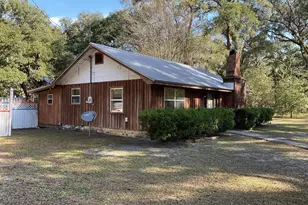 8233 NE Hwy 353, Old Town, FL 32680 - Photo 2