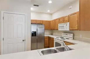 1336 Falling Star Ln, Orlando, FL 32828 - Photo 4