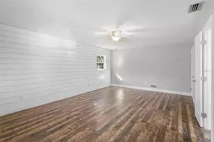 1385 W Taylor Rd, Deland, FL 32720 - Photo 16