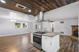 1385 W Taylor Rd, Deland, FL 32720 - Photo 8