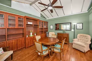 250 Rosery Rd NW, Largo, FL 33770 - Photo 8