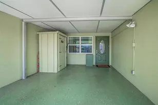 250 Rosery Rd NW, Largo, FL 33770 - Photo 4