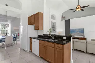 4072 Oak Tree Dr, Davenport, FL 33837 - Photo 8