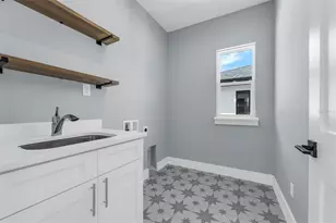 1010 Venetian Ave, Orlando, FL 32804 - Photo 26