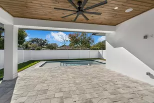 1010 Venetian Ave, Orlando, FL 32804 - Photo 12