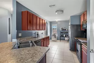 1108 Brenton Manor Dr, Winter Haven, FL 33881 - Photo 8