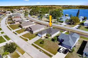 1108 Brenton Manor Dr, Winter Haven, FL 33881 - Photo 4