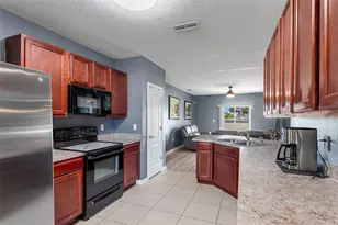 1108 Brenton Manor Dr, Winter Haven, FL 33881 - Photo 6