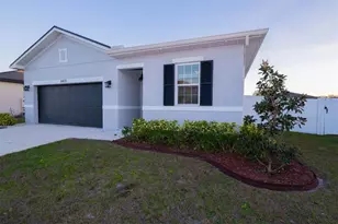 5631 Western Sun Dr, Saint Cloud, FL 34771 - Photo 2