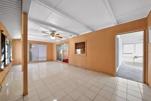 310 SE Calmoso Dr, Port Saint Lucie, FL 34983 - Photo 10