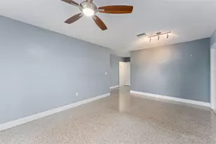 2904 Tradewinds Trail, Orlando, FL 32805 - Photo 4