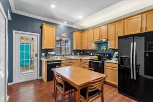 2715 Corona Borealis Dr, Orlando, FL 32828 - Photo 6