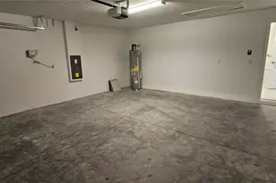 8598 Parsons Hill Blvd, Wesley Chapel, FL 33545 - Photo 16