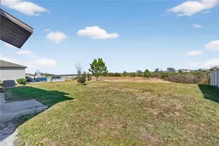 8598 Parsons Hill Blvd, Wesley Chapel, FL 33545 - Photo 24