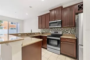 9430 Tawnyberry St, Orlando, FL 32832 - Photo 12