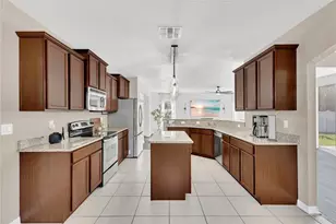 181 Daigledog St, Saint Cloud, FL 34772 - Photo 10