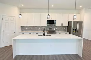 1081 McCrory St, North Port, FL 34286 - Photo 4