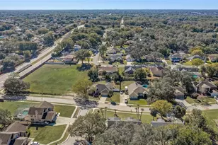 7015 Oakmore Ln, Orlando, FL 32818 - Photo 8