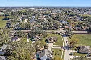 7015 Oakmore Ln, Orlando, FL 32818 - Photo 10