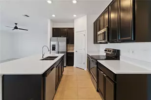 292 Pineywoods St, Saint Cloud, FL 34772 - Photo 12