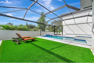 916 Highland Street, Sarasota, FL 34234 - Photo 4
